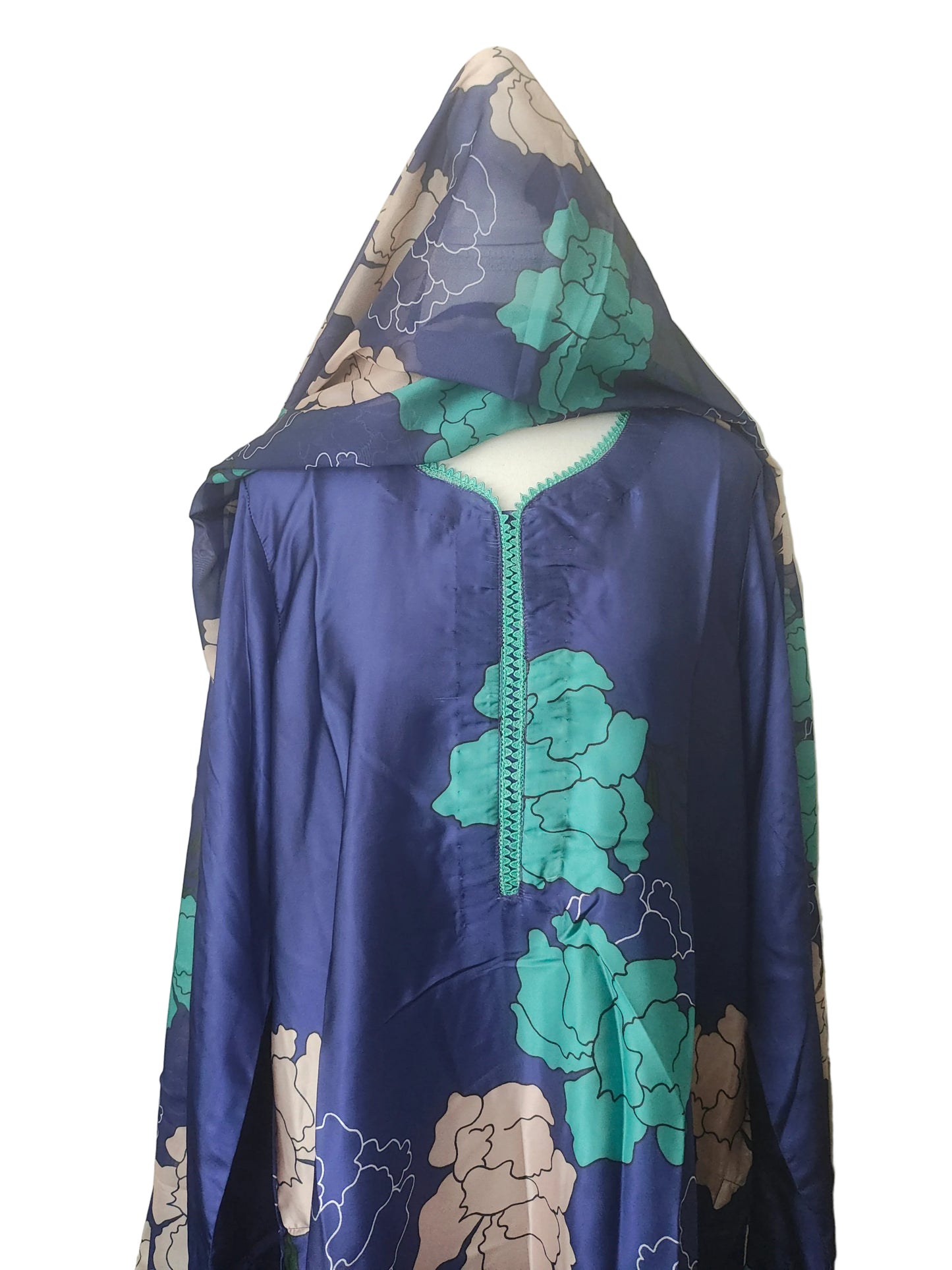 3 piece silk stitched large and medium sizes