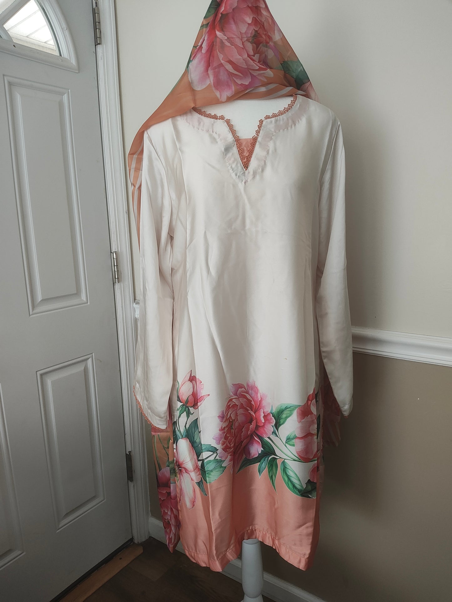 Silk stitched 3 piece suits large