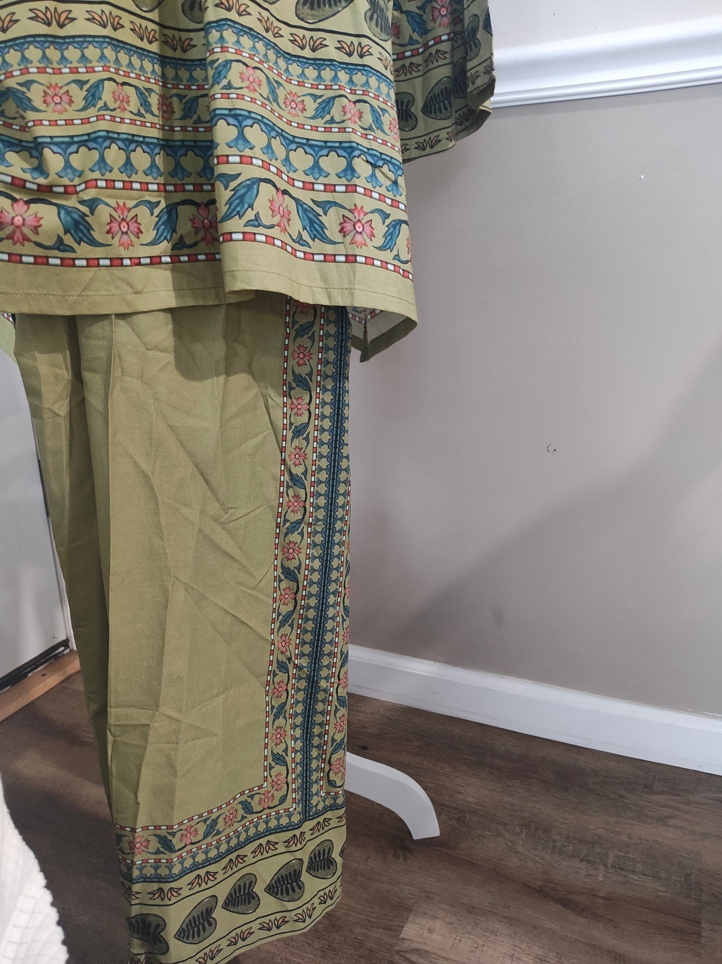 Ready to wear 2 piece large lawn