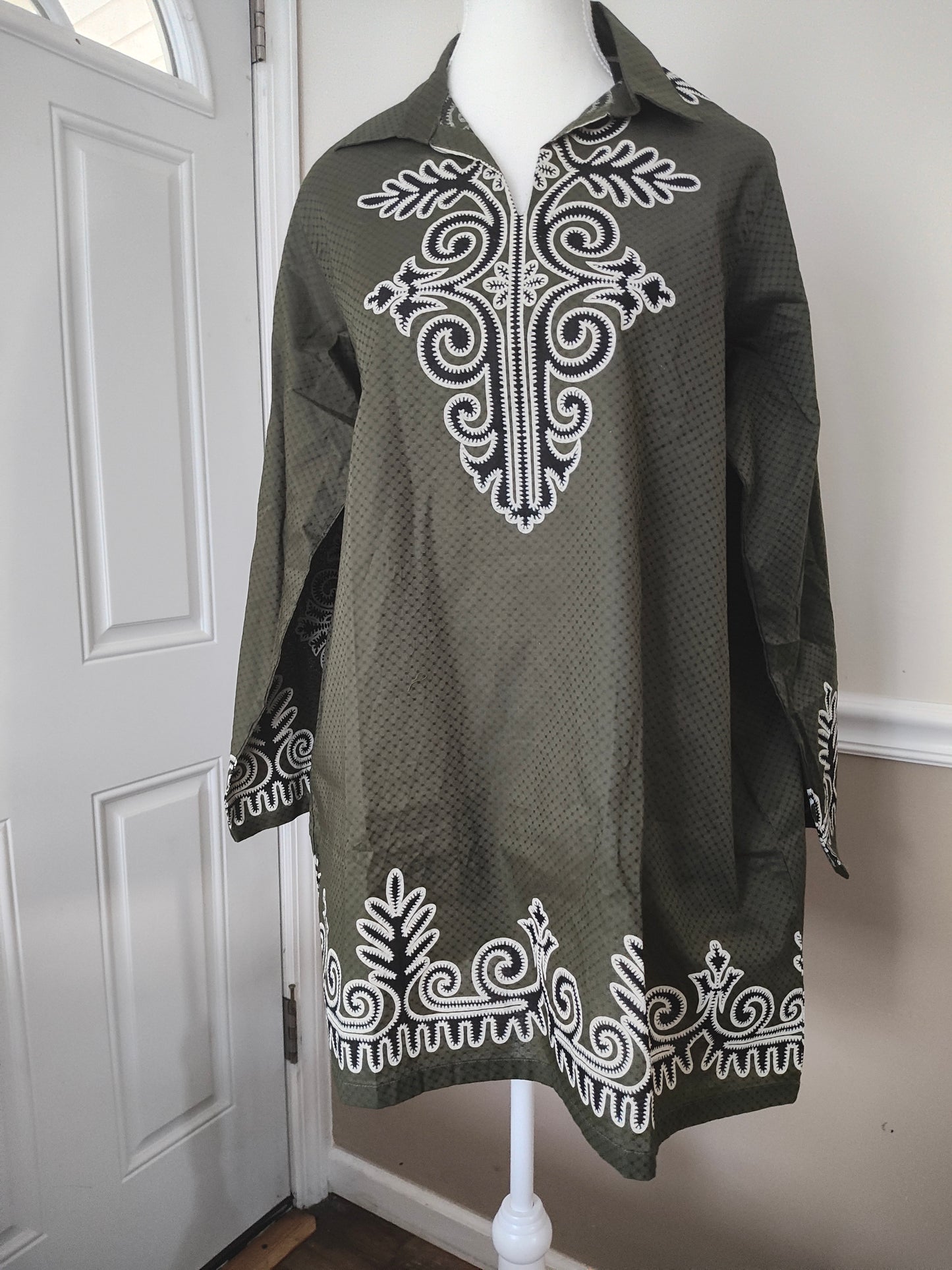Ready to wear small 2 piece lawn