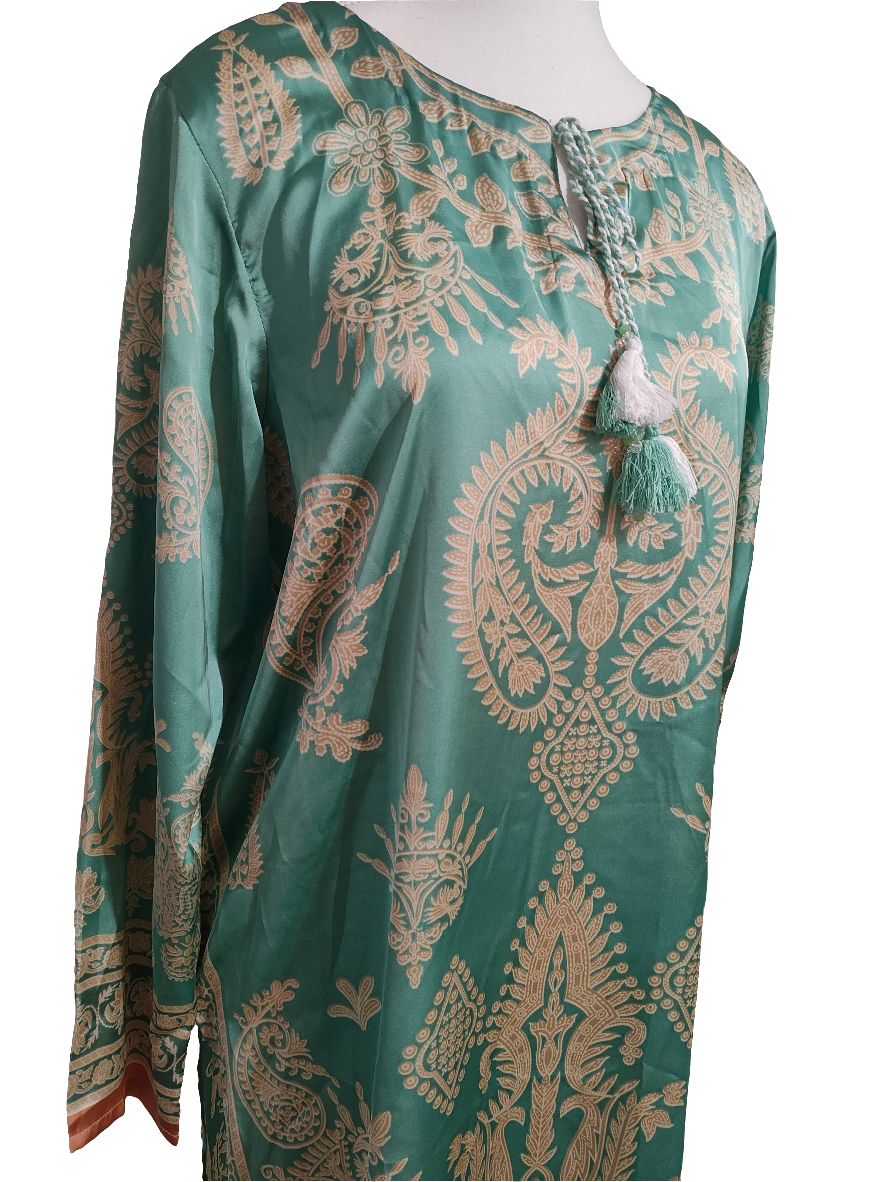 Stitched printed medium size silk shirt with trouser