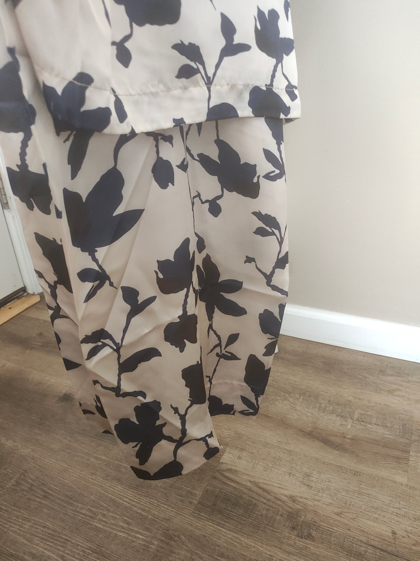 Silk 3 piece large stitched