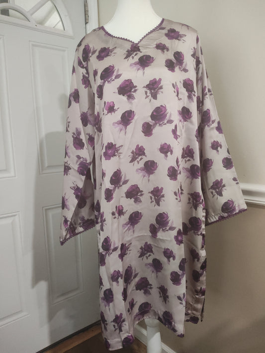 Silk 3 piece stitched large and medium sizes