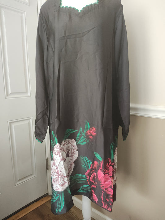3 piece silk stitched large and medium sizes